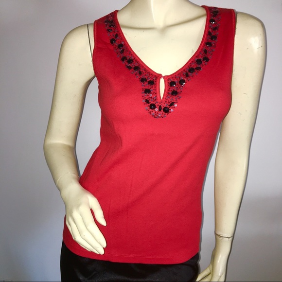 New red ribbed tank top with black Beaded neckline - Picture 2 of 8